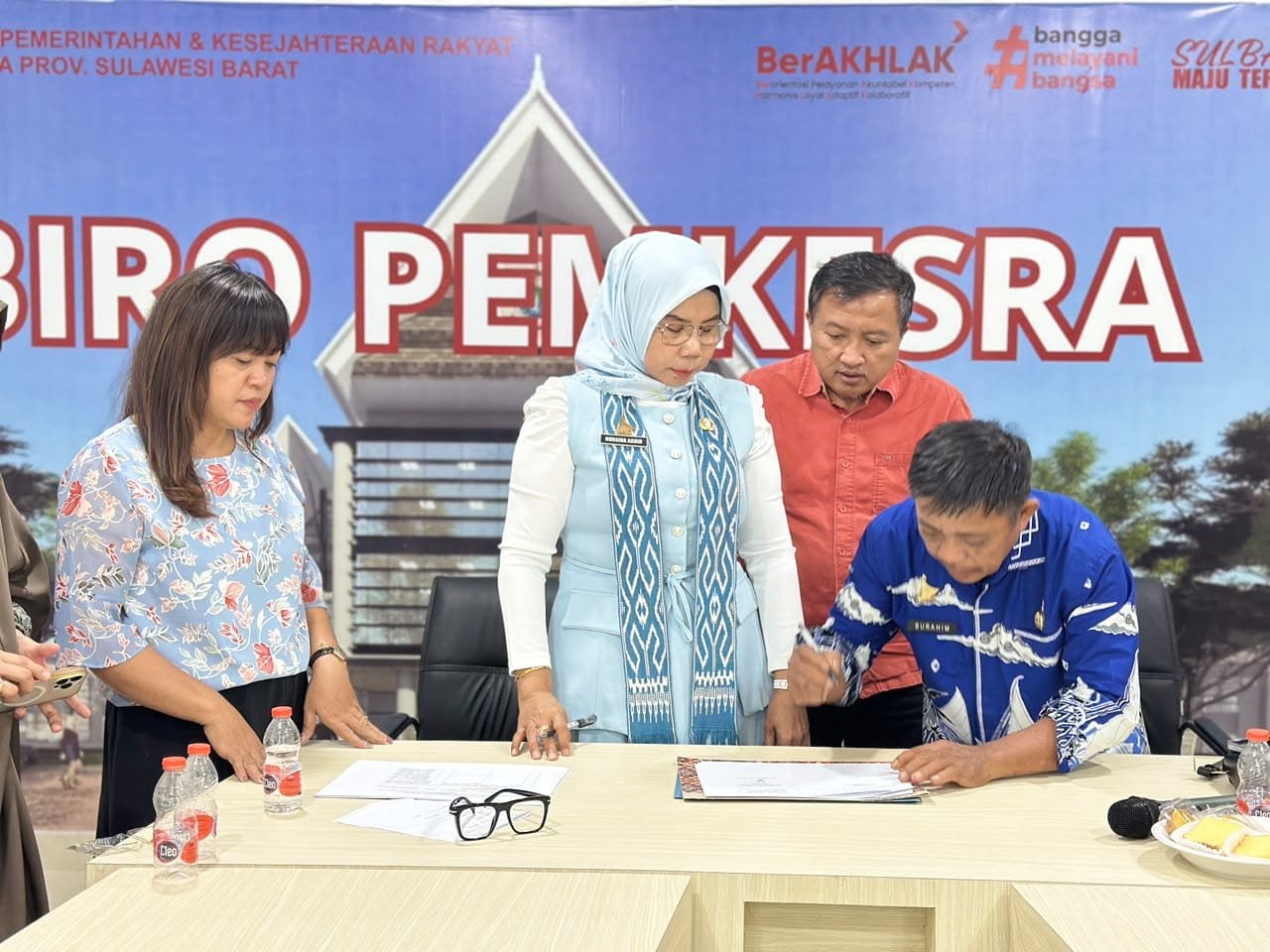 Hadiri Rapat Persiapan HUT RI dan HUT Sulbar, Karo Pemkesra: Ini Memperkuat Semangat Persatuan