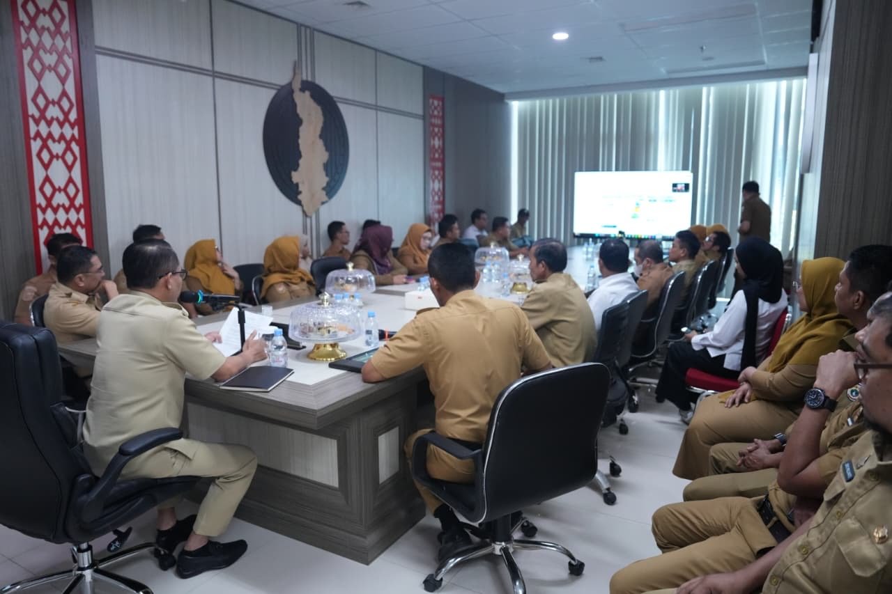 Sekprov Sulbar Pimpin Rapat Koordinasi Percepatan Pendataan Calon Penerima BSPS, Penginputan Mulai Dilakukan