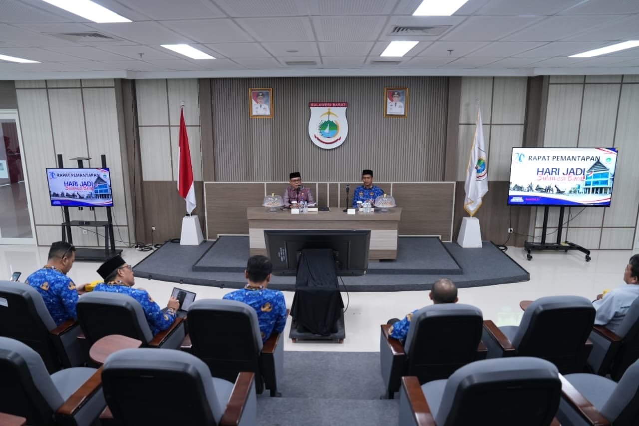 Pimpin Rapat Pemantapan, Sekda Junda Maulana Pastikan Hari Jadi Sulbar ke-22 Siap Digelar