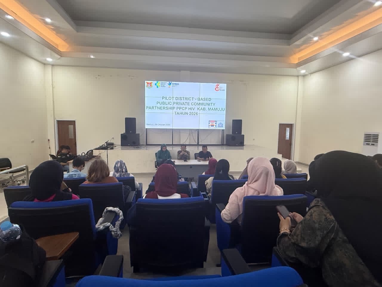 Perkuat Penanggulangan HIV, DKPPKB Sulbar Dukung Kemitraan Pemerintah, Swasta dan Komunitas